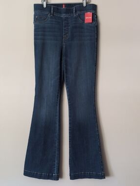 Spanx Women's Flare Jeans Vintage Indigo Size Medium NWT!